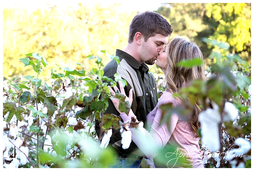 Boone_Hall_Plantation_Engagement_April_Meachum_0180.jpg