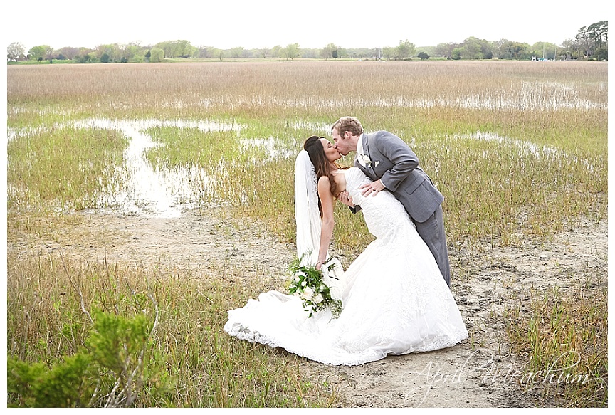 Charleston_Wedding_Cottage_on_the_Creek_April_Meachum_0023.jpg