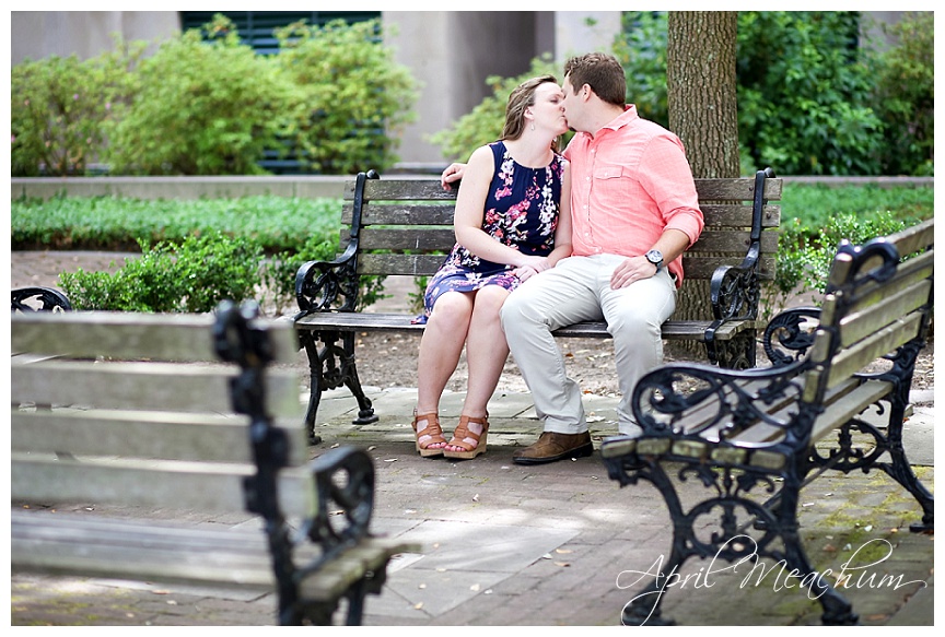 Downtown_Charleston_Engagement_Photos_April_Meachum_0093.jpg