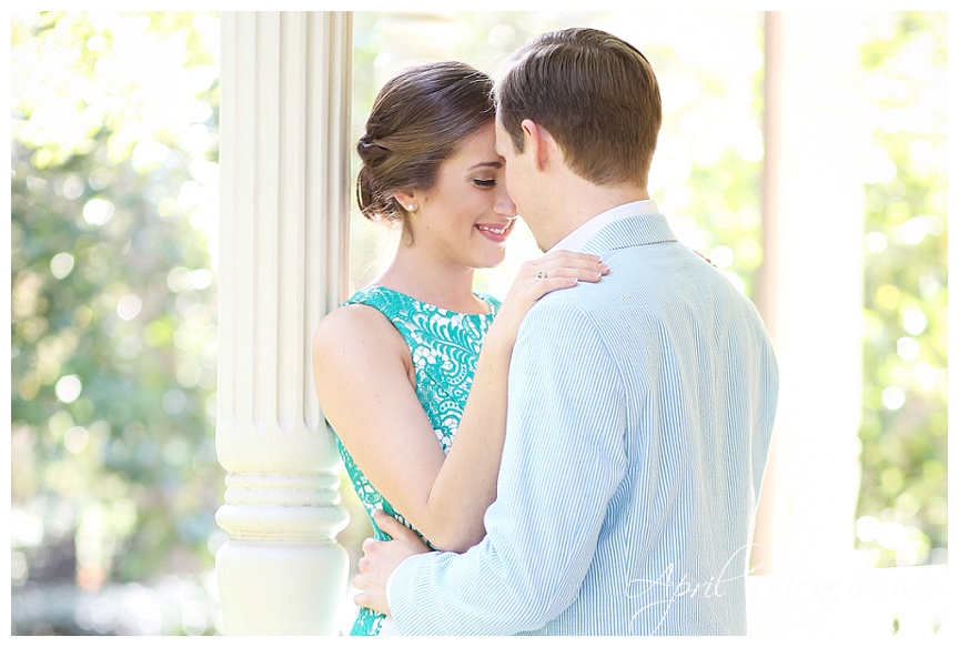 Downtown_Charleston_Engagement_Photos_April_Meachum_0361.jpg