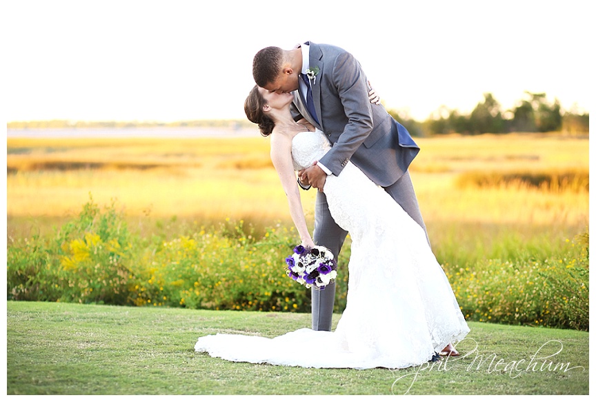 Cooper_River_Room_Charleston_Wedding_Photographer_April_Meachum_0391.jpg