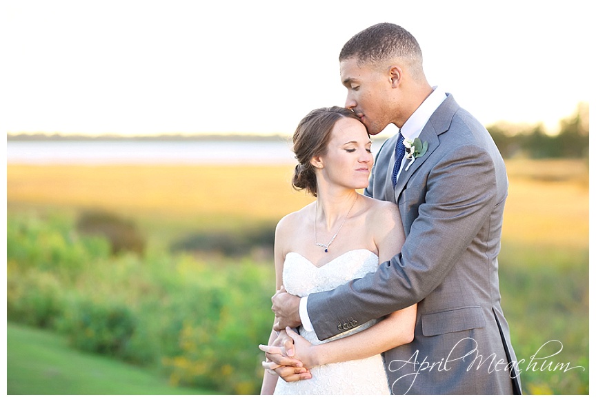 Cooper_River_Room_Charleston_Wedding_Photographer_April_Meachum_0392.jpg