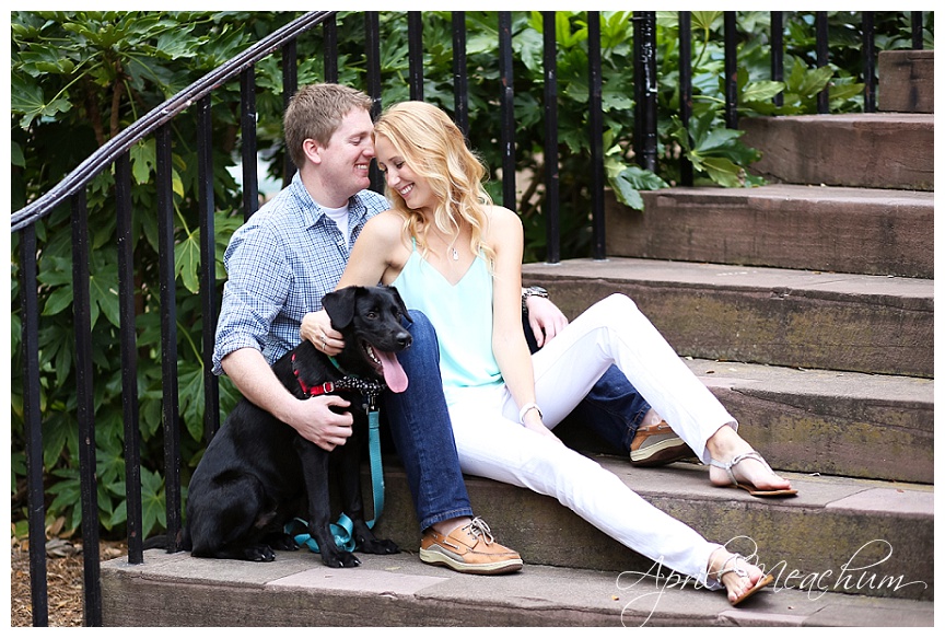 Engagement_Downtown_Charleston_Wedding_Photographer_April_Meachum_0426.jpg