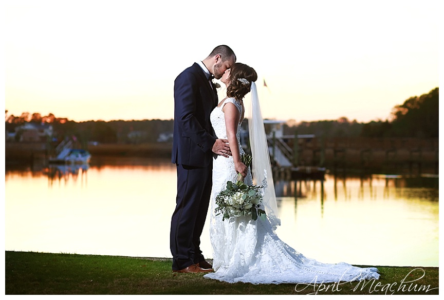 Dunes_West_Charleston_Wedding_Photographer_April_Meachum_0042.jpg