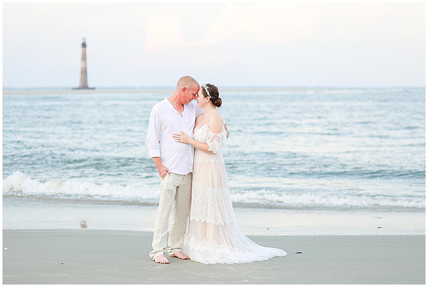 Charleston_Wedding_Photographer_April_Meachum_Folly_Beach_0485.jpg