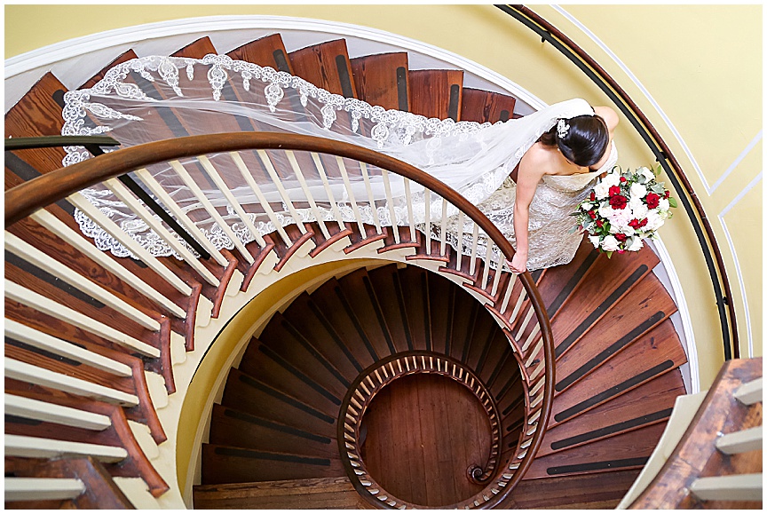 Lowndes Grove Bridal Session with Charleston Wedding Photographer April Meachum 