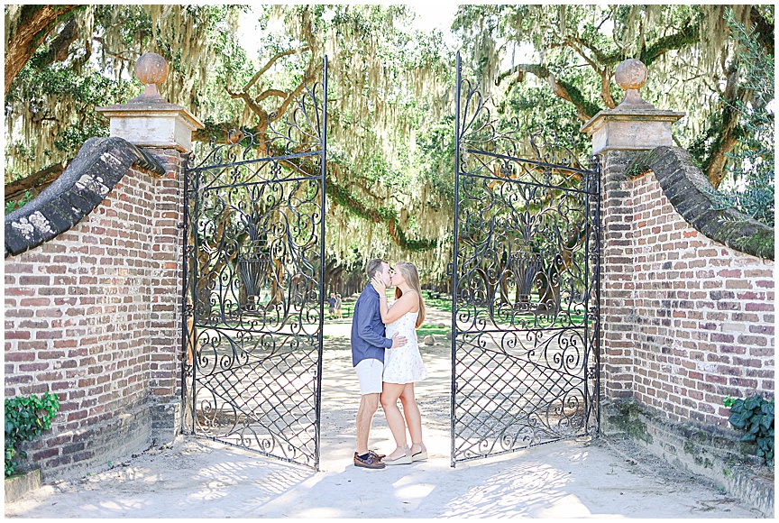 Boone Hall Plantation Proposal and Engagement Session by Charleston Wedding Photographer April Meachum_0694.jpg