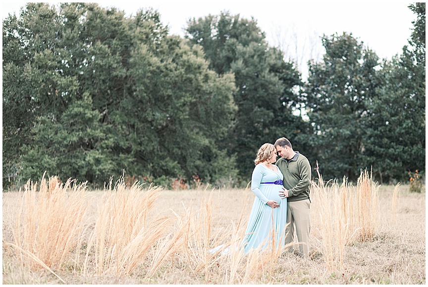 Charleston Estate Maternity Session by Wedding Photographer April Meachum_0820.jpg