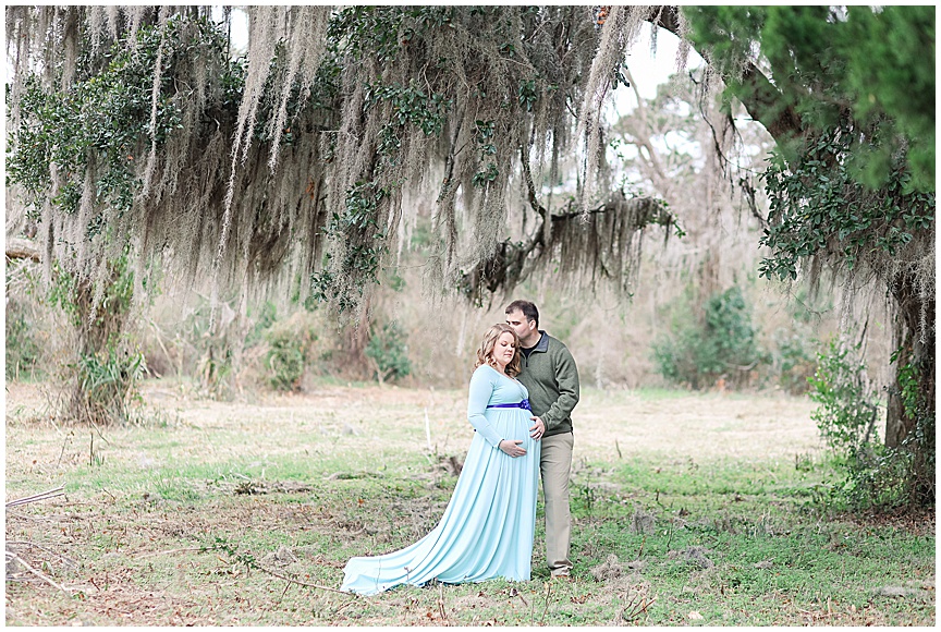 Charleston Estate Maternity Session by Wedding Photographer April Meachum_0826.jpg