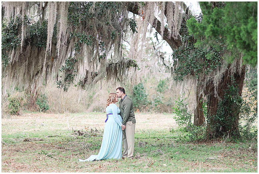 Charleston Estate Maternity Session by Wedding Photographer April Meachum_0829.jpg