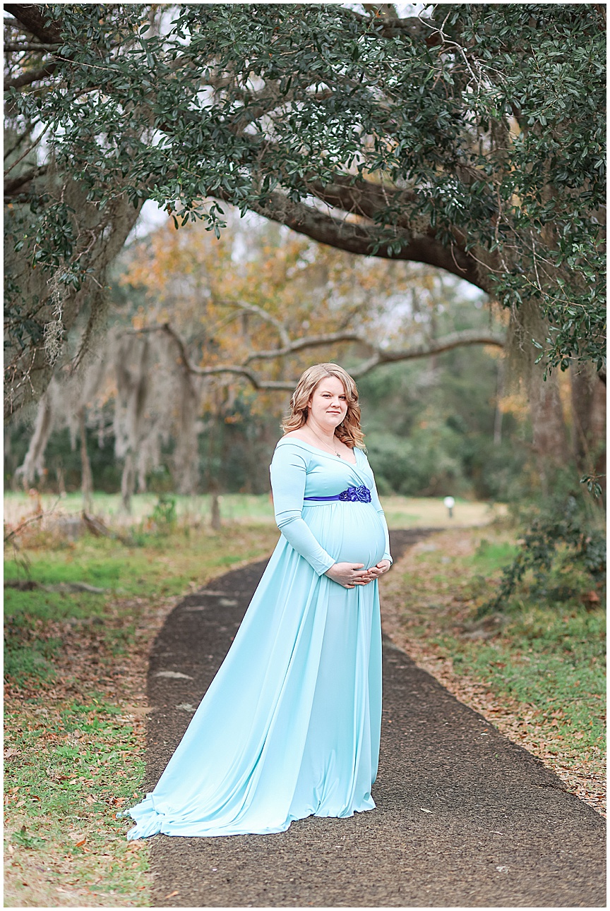 Charleston Estate Maternity Session by Wedding Photographer April Meachum_0831.jpg