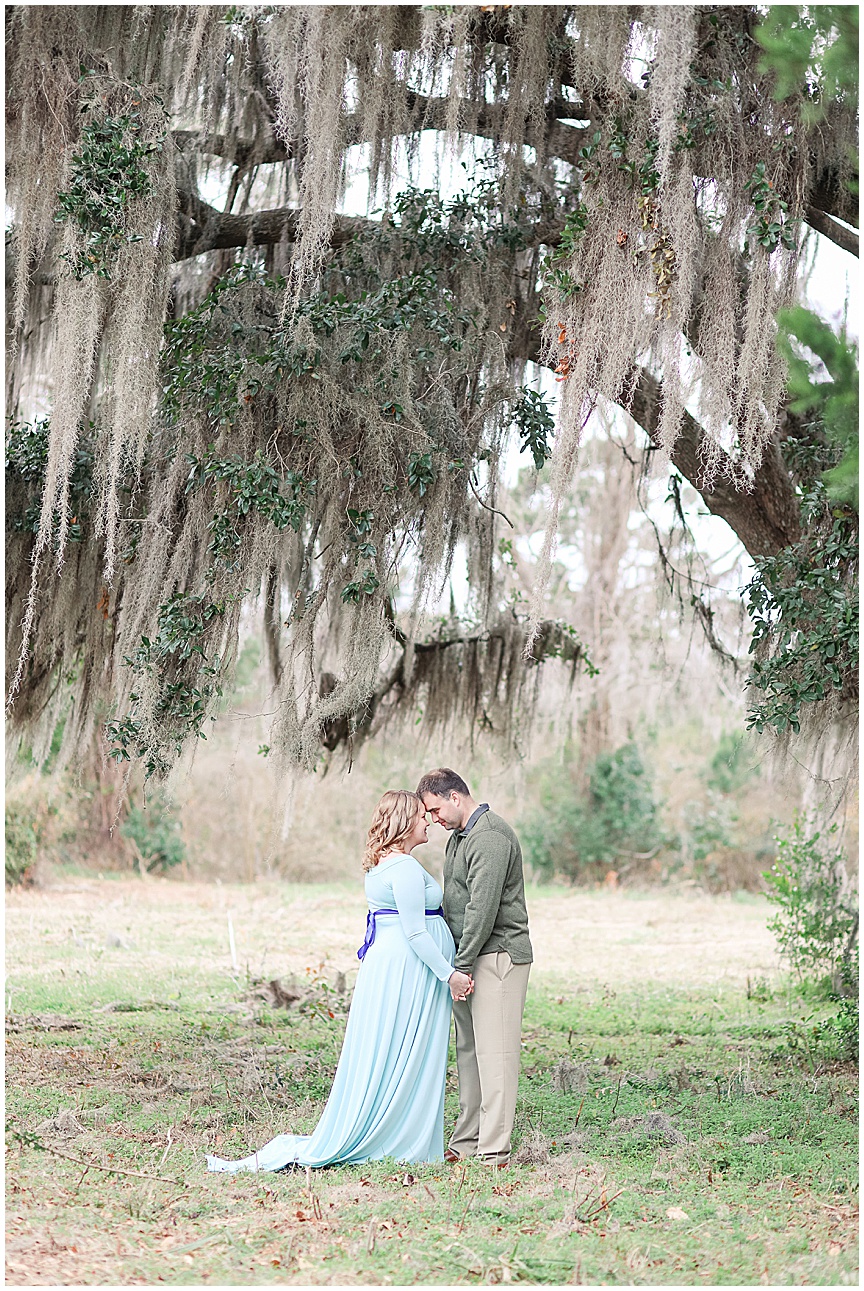 Charleston Estate Maternity Session by Wedding Photographer April Meachum_0837.jpg