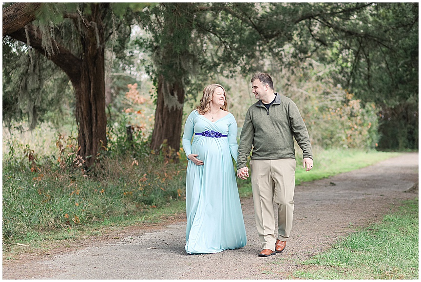 Charleston Estate Maternity Session by Wedding Photographer April Meachum_0851.jpg