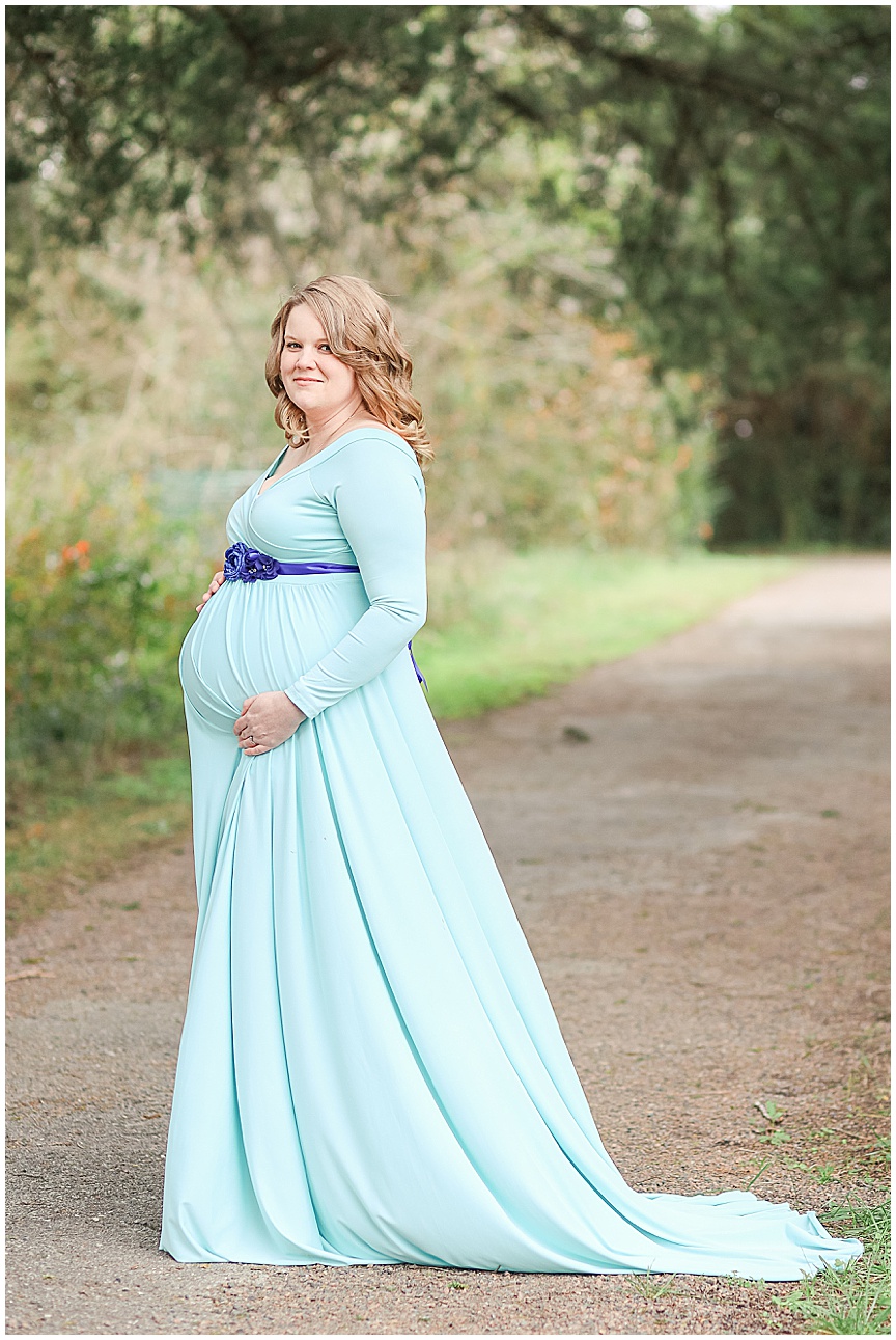 Charleston Estate Maternity Session by Wedding Photographer April Meachum_0859.jpg