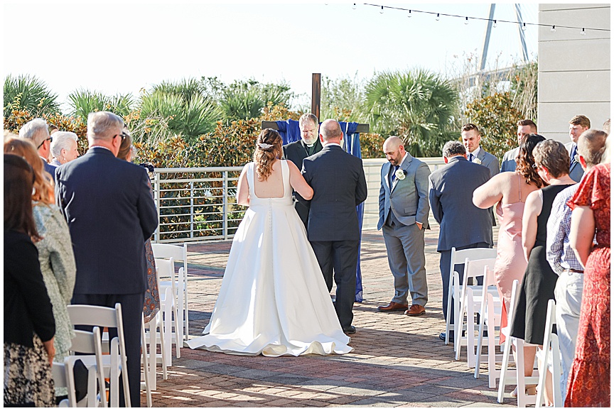 Charleston Harborside East Wedding in Mount Pleasant by Photographer April Meachum_0784.jpg