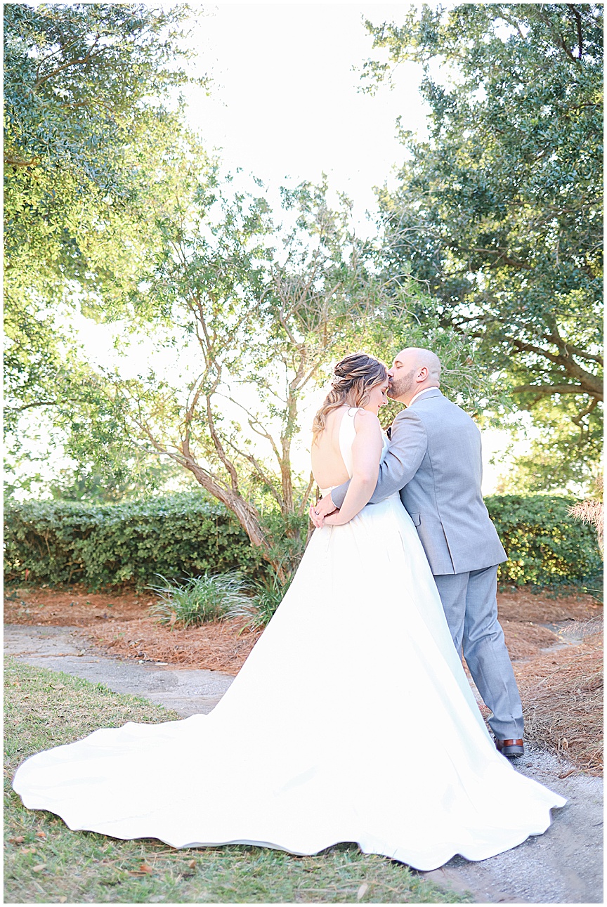 Charleston Harborside East Wedding in Mount Pleasant by Photographer April Meachum_0808.jpg
