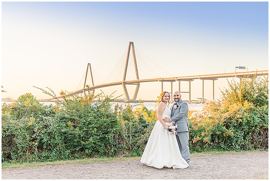 Charleston Harborside East Wedding in Mount Pleasant by Photographer April Meachum_0810.jpg