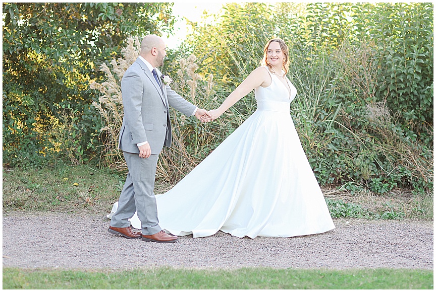 Charleston Harborside East Wedding in Mount Pleasant by Photographer April Meachum_0811.jpg