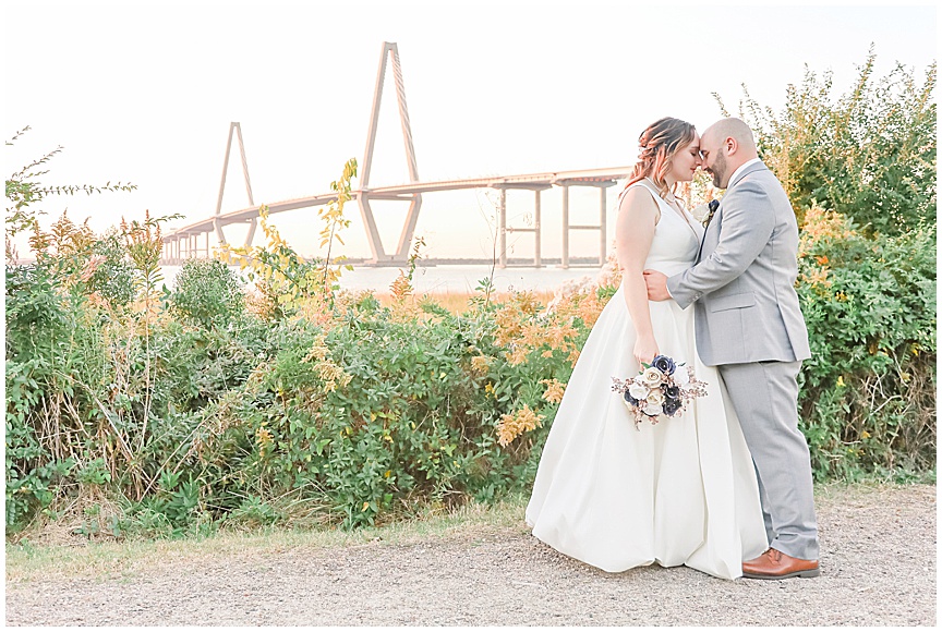 Charleston Harborside East Wedding in Mount Pleasant by Photographer April Meachum_0815.jpg