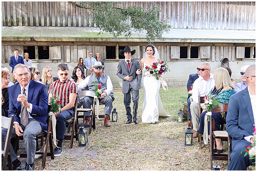 Charleston Wedding Photographer April Meachum Outdoor Wedding at Boals Farm_0878.jpg