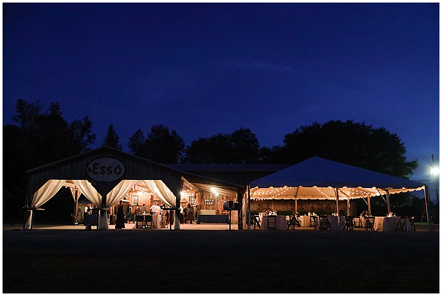 Charleston Wedding Photographer April Meachum Outdoor Wedding at Boals Farm_0908.jpg