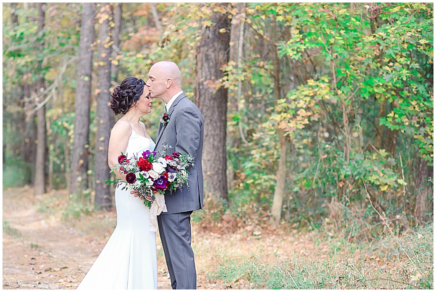 Charleston Wedding Photographer April Meachum Outdoor Wedding at Boals Farm_0927.jpg