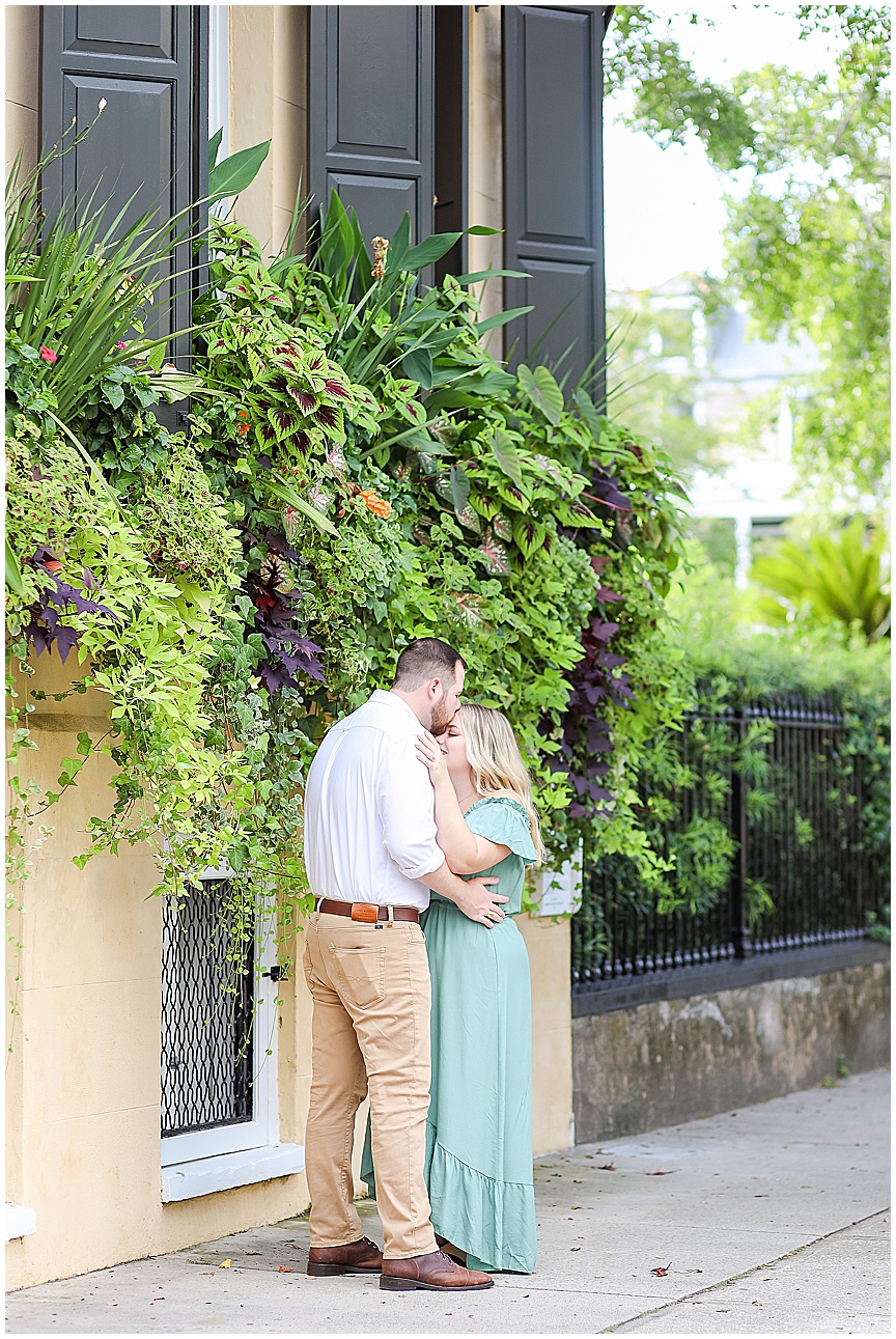 Downtown Charleston Engagement Photo Session by April Meachum Photography_0959.jpg