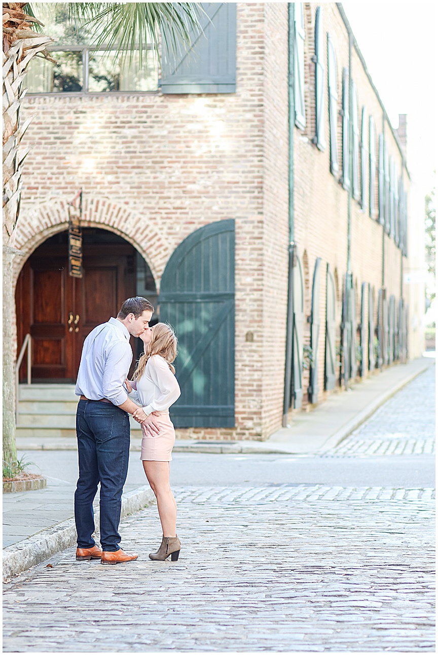 Downtown Charleston Engagement Photo Session by April Meachum Photography_0994.jpg