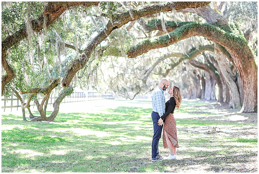 Boone Hall Plantation Proposal and Engagement Session in Charleston by April Meachum Photography_1140.jpg