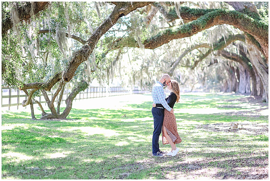 Boone Hall Plantation Proposal and Engagement Session in Charleston by April Meachum Photography_1147.jpg