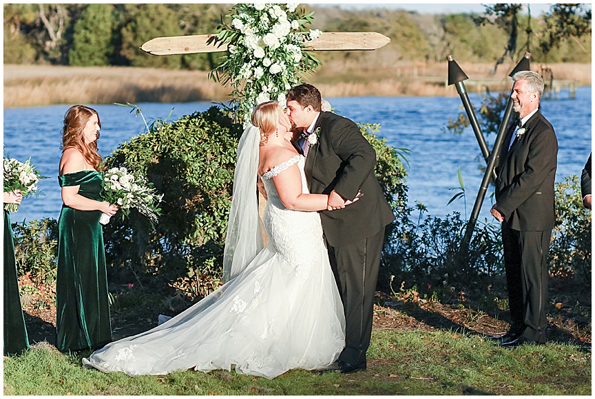 Magnolia Plantation and Gardens Wedding in Charleston by April Meachum Photography_1050.jpg