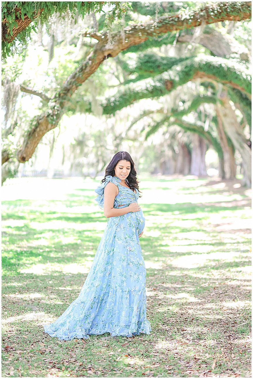 Boone Hall Plantation Maternity Session by Charleston Wedding Photographers April and Jared Meachum_1271.jpg