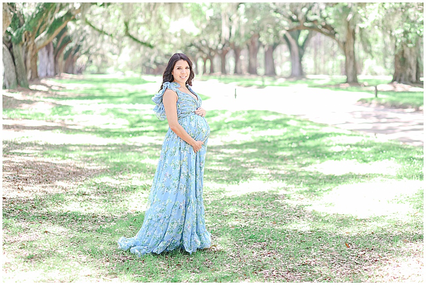 Boone Hall Plantation Maternity Session by Charleston Wedding Photographers April and Jared Meachum_1276.jpg