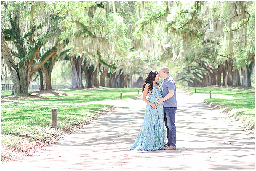 Boone Hall Plantation Maternity Session by Charleston Wedding Photographers April and Jared Meachum_1285.jpg