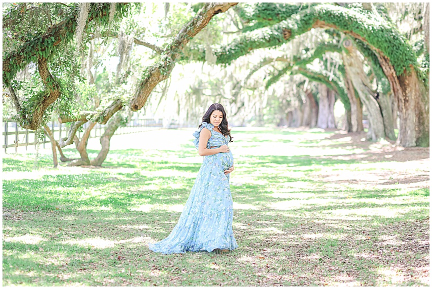 Boone Hall Plantation Maternity Session by Charleston Wedding Photographers April and Jared Meachum_1288.jpg