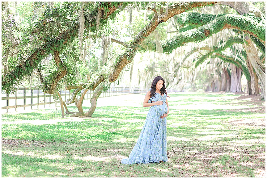 Boone Hall Plantation Maternity Session by Charleston Wedding Photographers April and Jared Meachum_1296.jpg