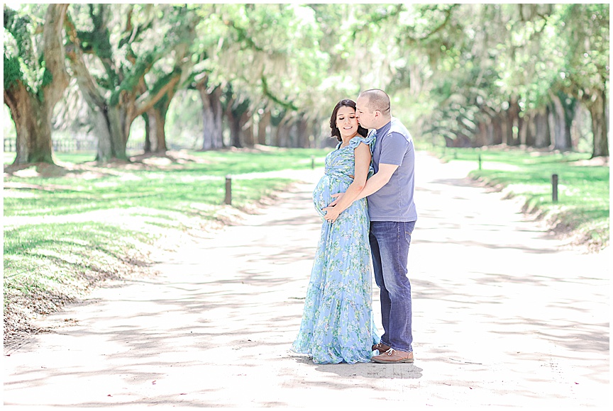 Boone Hall Plantation Maternity Session by Charleston Wedding Photographers April and Jared Meachum_1298.jpg