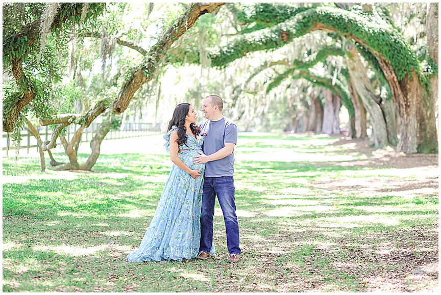 Boone Hall Plantation Maternity Session by Charleston Wedding Photographers April and Jared Meachum_1300.jpg