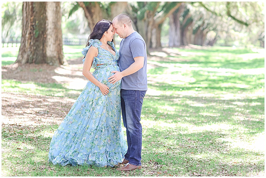 Boone Hall Plantation Maternity Session by Charleston Wedding Photographers April and Jared Meachum_1304.jpg