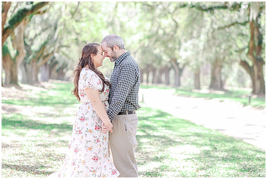 Boone Hall Plantation Engagement Session by Charleston Wedding Photographers April and Jared Meachum_1307.jpg