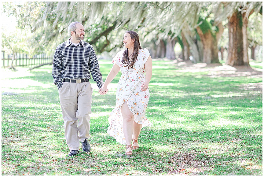 Boone Hall Plantation Engagement Session by Charleston Wedding Photographers April and Jared Meachum_1309.jpg