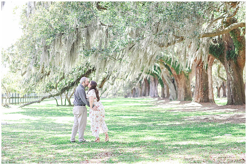 Boone Hall Plantation Engagement Session by Charleston Wedding Photographers April and Jared Meachum_1314.jpg